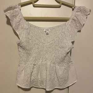 Kirious White Lace Sleeve Top